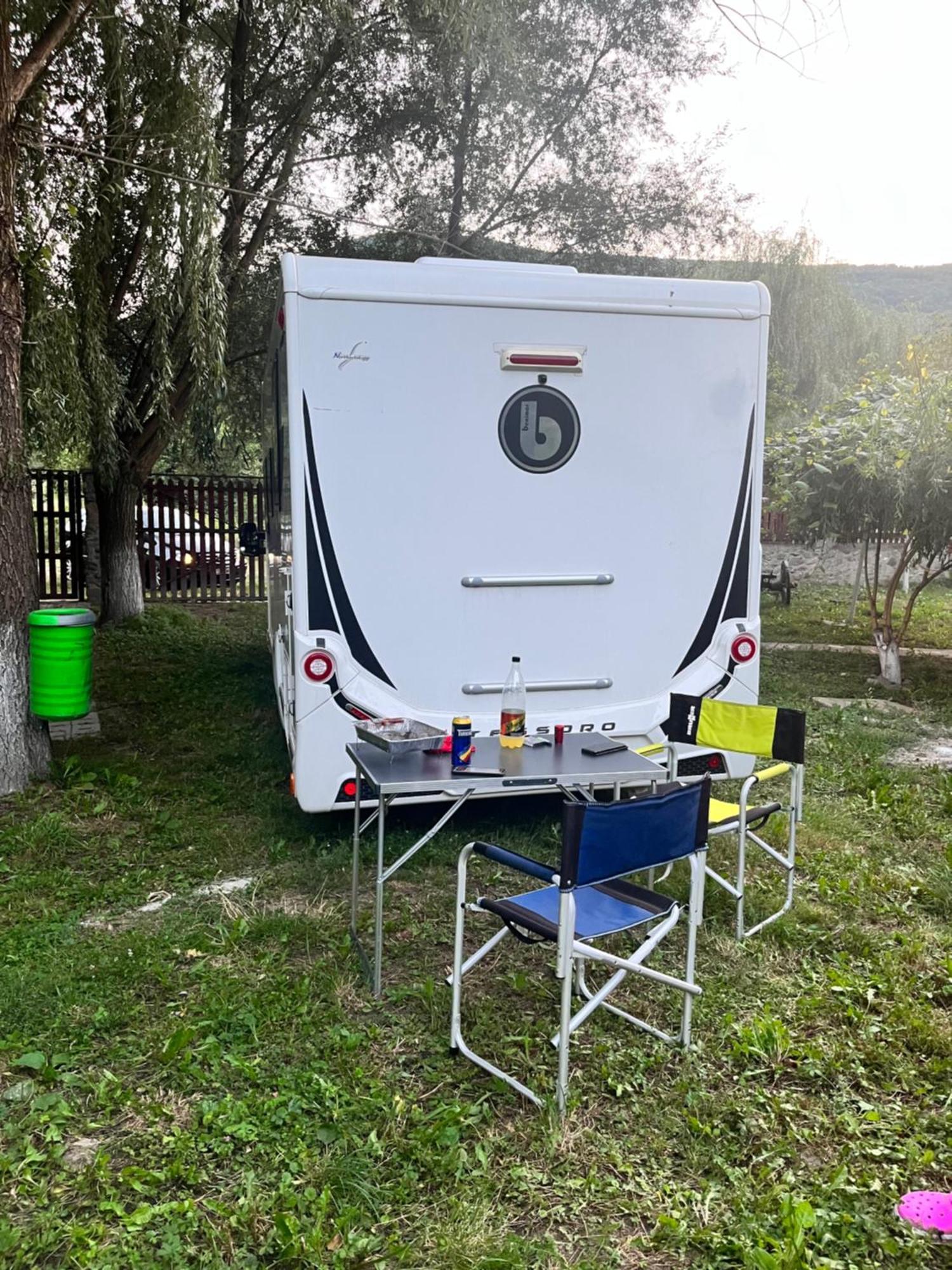 Отель La Gradina Mehadia Экстерьер фото